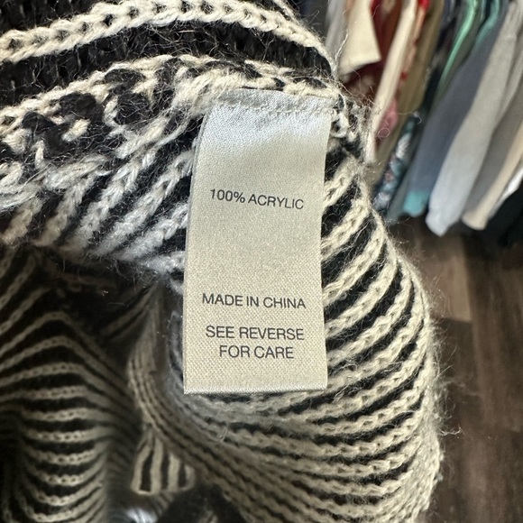 BKE Buckle Sweater Women XL Black White Cross Back Open Cardigan Duster Boho - Picture 6 of 6